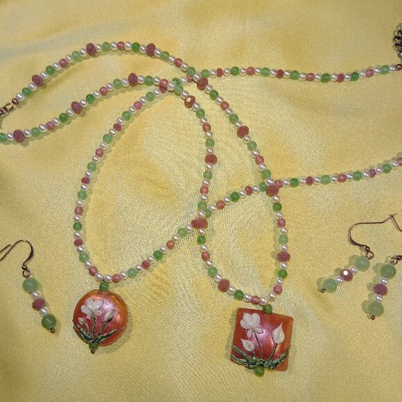 Original necklace and earring set with Grace Lampwork focal in two styles - Picture 1 of 8